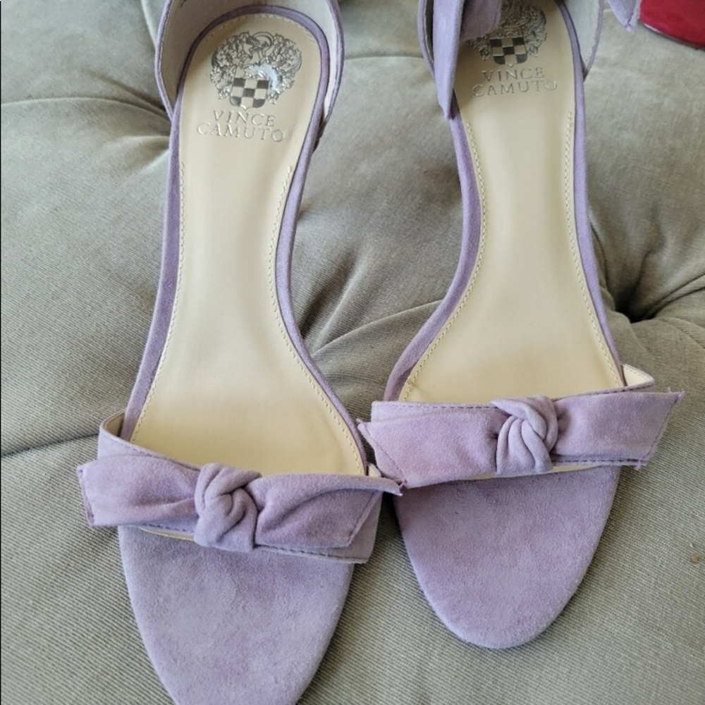 Vince Camuto Lilac suede sandals